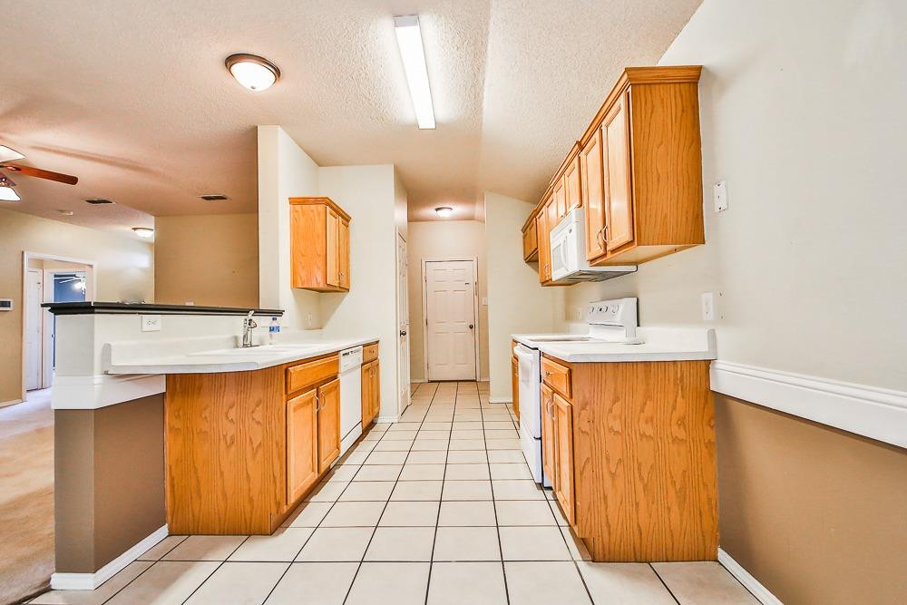 6509 86th Street Lubbock, TX 79424 - Photo 7 of 31 Photo 7