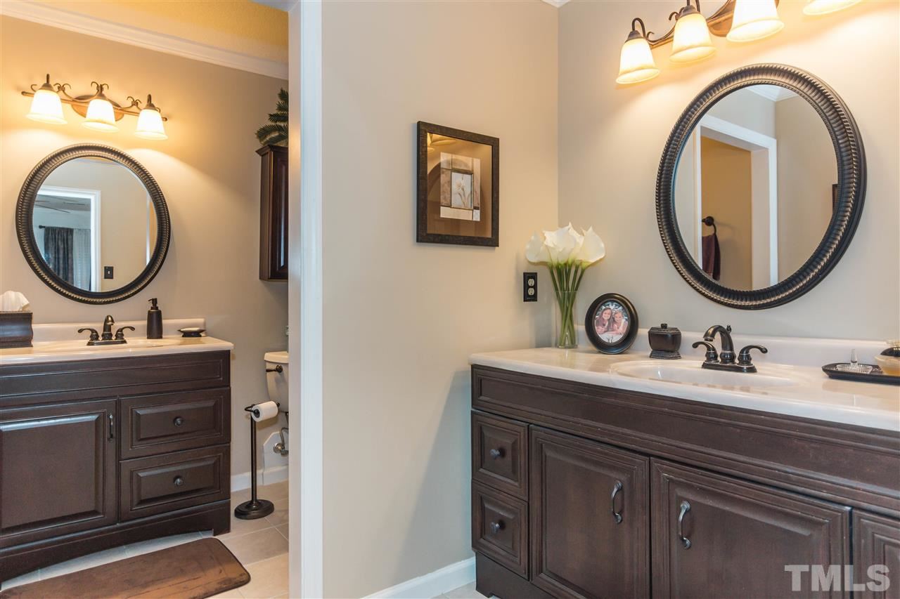 5651 Hamstead Crossing Raleigh, NC 27612 - Photo 14 of 23
