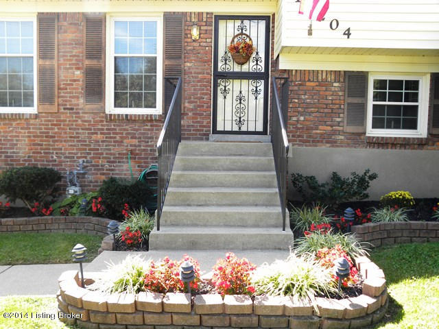 10204 St Rene Road Louisville, KY 40299 - Photo 4 of 54 4
