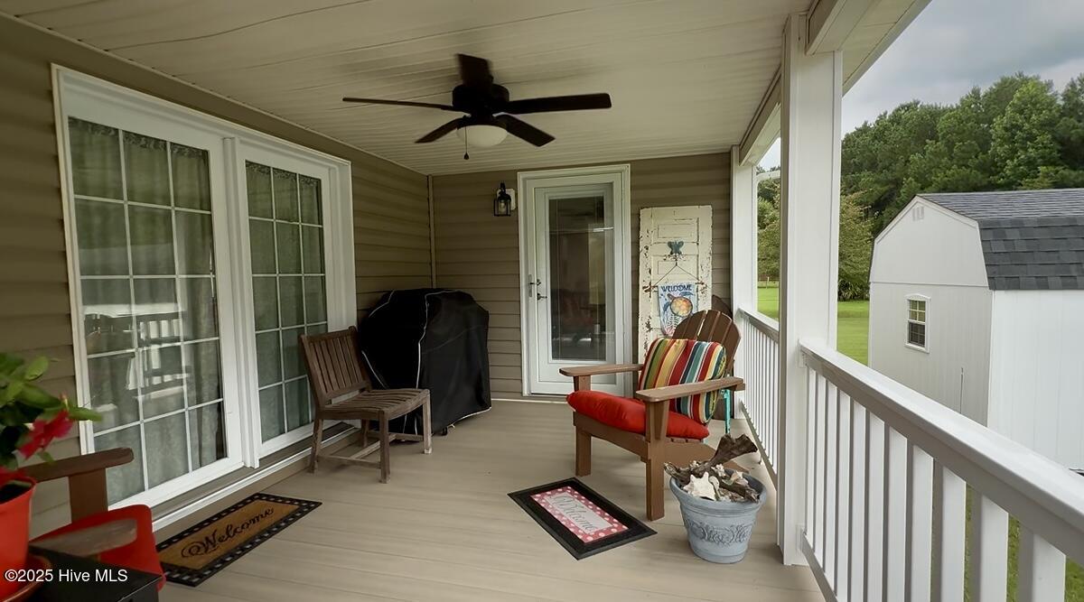 119 Cowpen Neck Road Edenton, NC 27932 - Photo 14 of 39 Comfortable & cozy outdoor living space