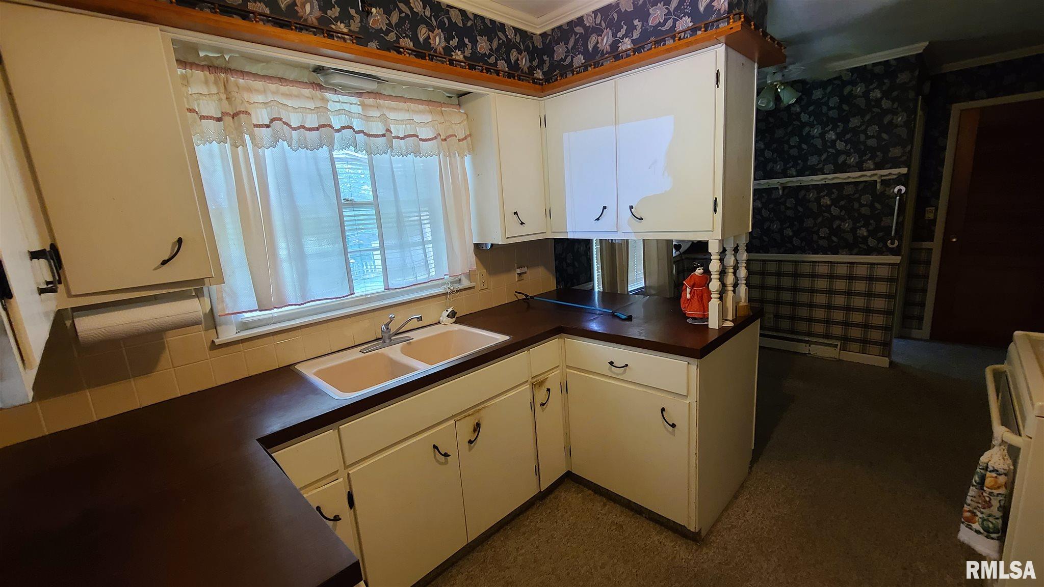 1131 State Rte 142 Eldorado, IL 62930 - Photo 5 of 22 Gallery Image 5