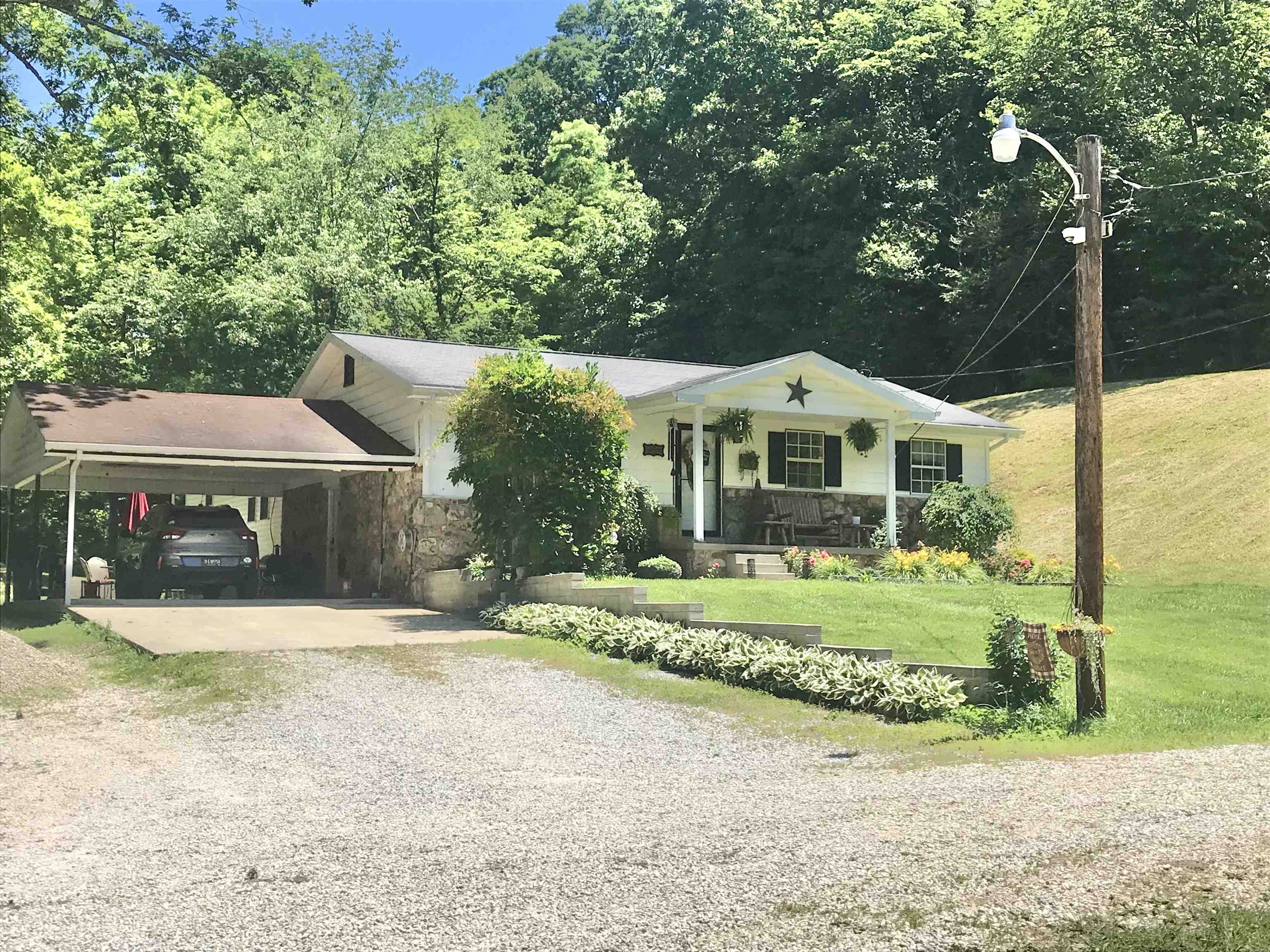 664 Walker Branch Road Morehead, KY 40351 - Photo 2 of 50