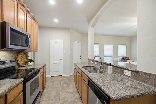 $425,000 | 6744 Pistoia Drive, Frisco, TX 75034