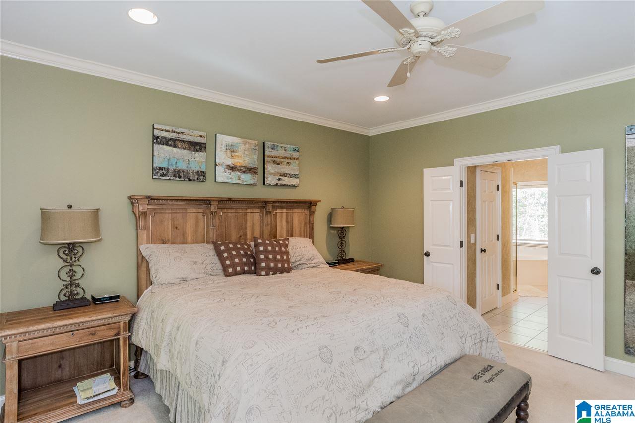 637 Meadow Ridge Drive Birmingham, AL 35242 - Photo 19 of 40