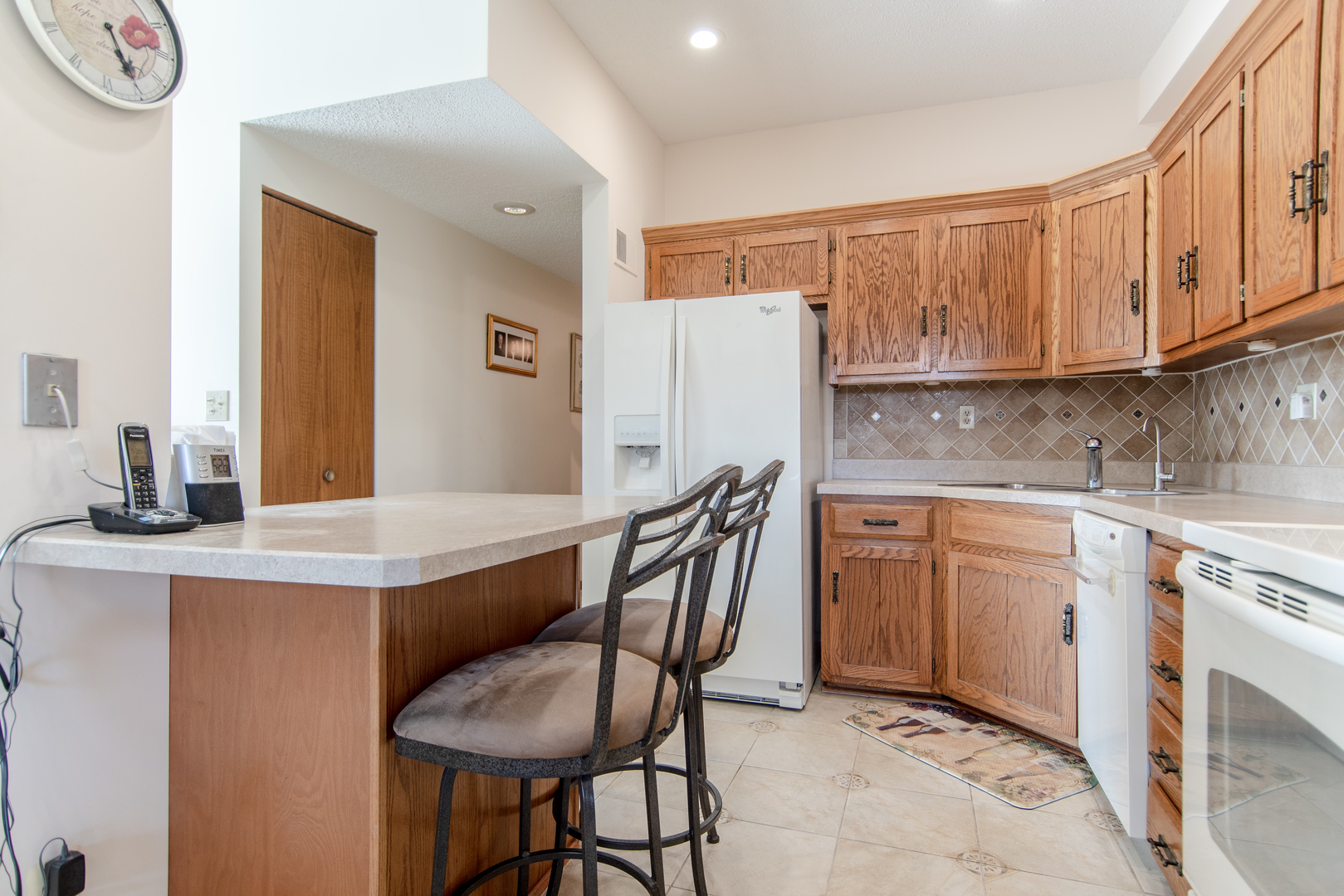 1503 Woodbridge Road, Unit 3H Joliet, IL 60436 - Photo 8 of 32 Gallery Image 8