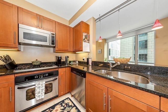 $1,362,000 | 1 Charles Street South, Unit 410, Boston, MA 02116