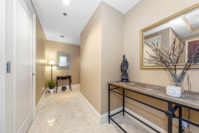 $1,362,000 | 1 Charles Street South, Unit 410, Boston, MA 02116