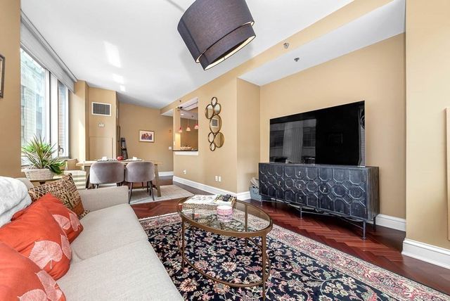 $1,362,000 | 1 Charles Street South, Unit 410, Boston, MA 02116