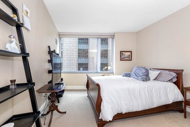 $1,362,000 | 1 Charles Street South, Unit 410, Boston, MA 02116