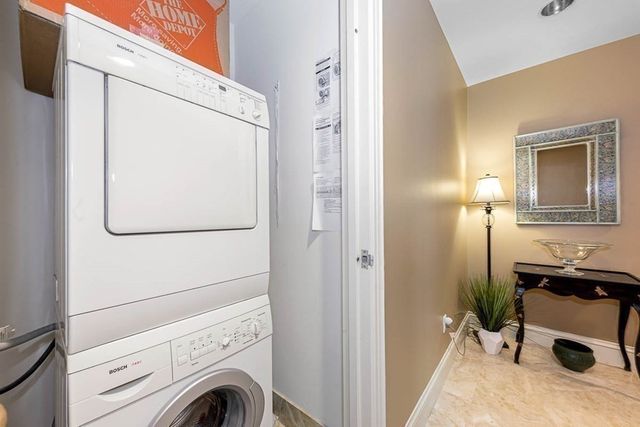 $1,362,000 | 1 Charles Street South, Unit 410, Boston, MA 02116