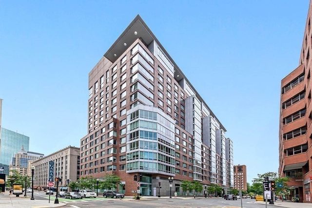 $1,362,000 | 1 Charles Street South, Unit 410, Boston, MA 02116