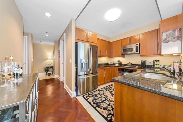 $1,362,000 | 1 Charles Street South, Unit 410, Boston, MA 02116