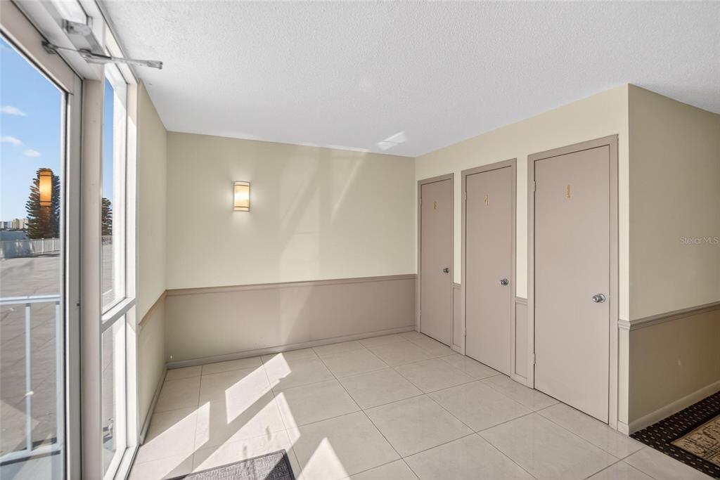 100 Pierce Street, Unit 703 Clearwater, FL 33756 - Photo 38 of 70 a view of bathroom