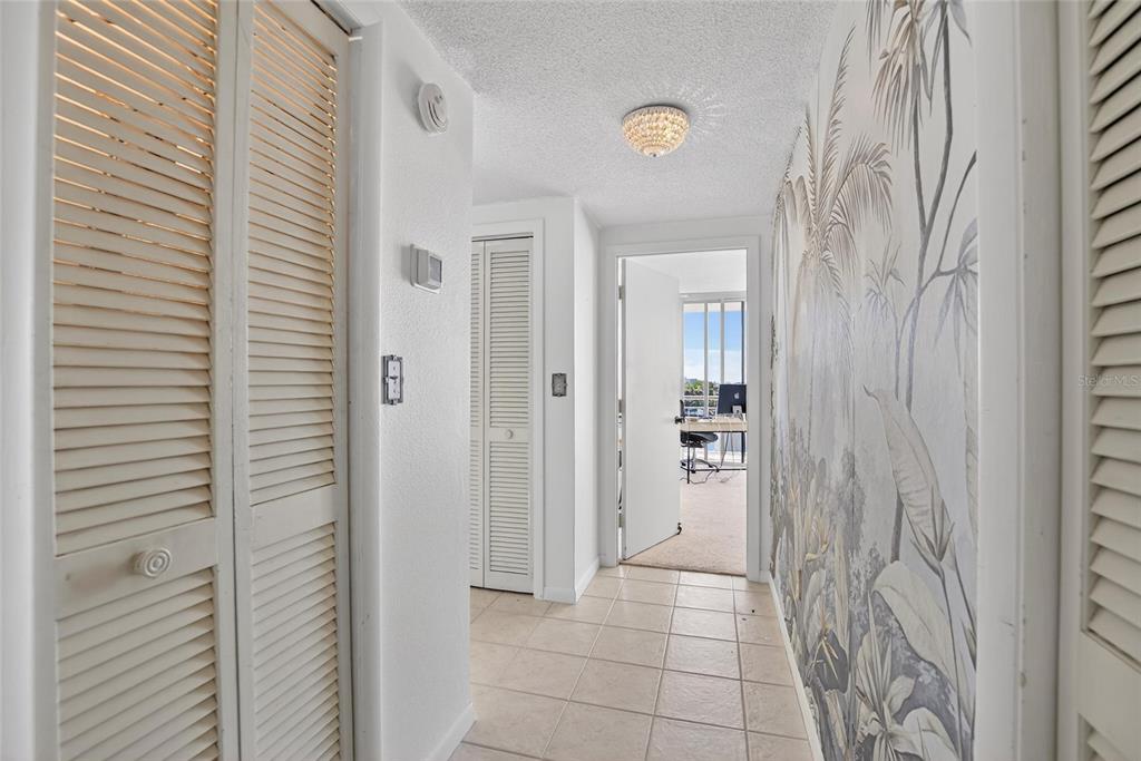 100 Pierce Street, Unit 703 Clearwater, FL 33756 - Photo 7 of 70