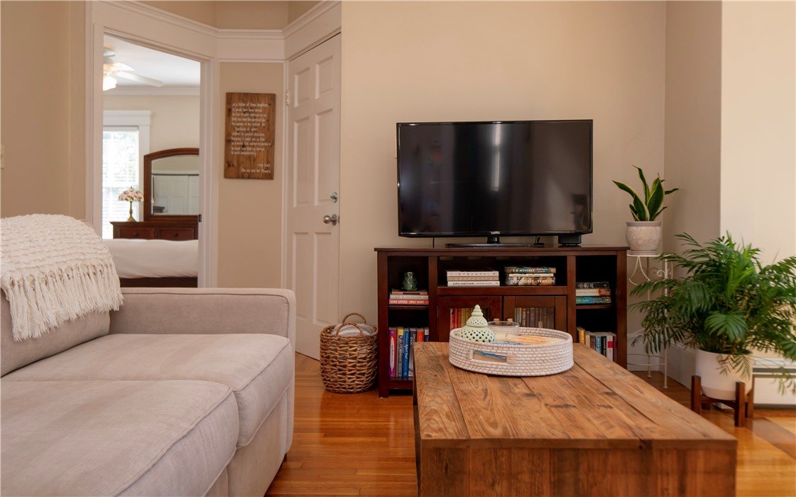 51 Annandale Road, Unit 2 Newport, RI 02840 - Photo 12 of 36