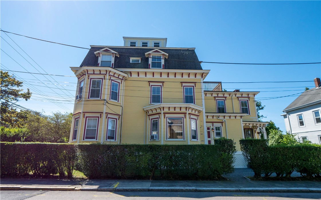 51 Annandale Road, Unit 2 Newport, RI 02840 - Photo 2 of 36