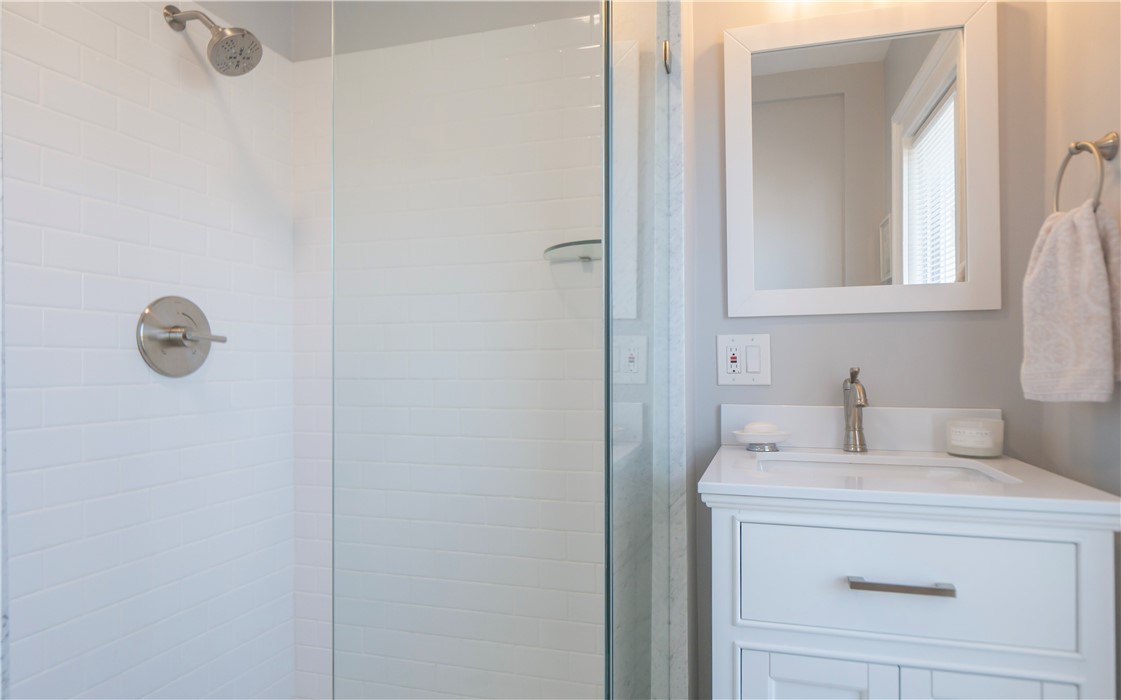 51 Annandale Road, Unit 2 Newport, RI 02840 - Photo 28 of 36