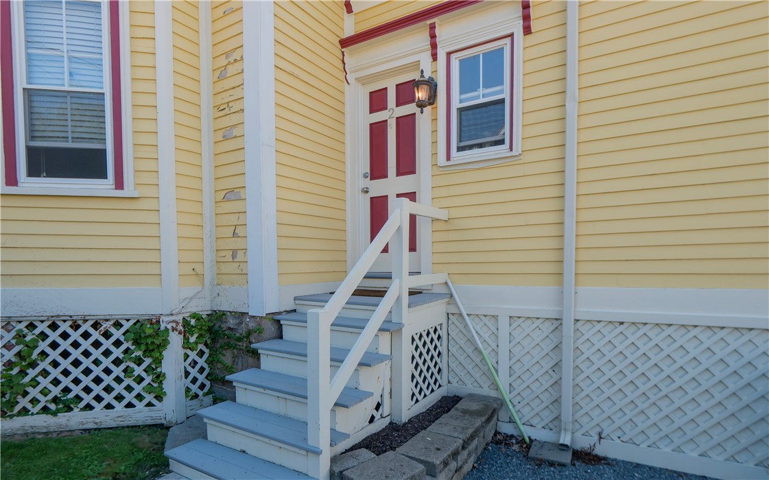 51 Annandale Road, Unit 2 Newport, RI 02840 - Photo 4 of 36
