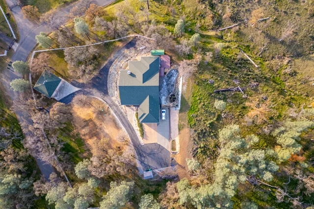 $850,000 | 7775 Muletown Road, Redding, CA 96001
