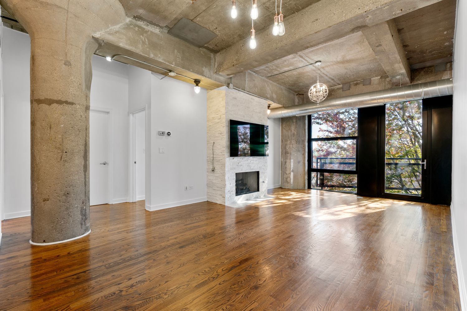 1001 West 15th Street, Unit 318 Chicago, IL 60608 - Photo 18 of 32