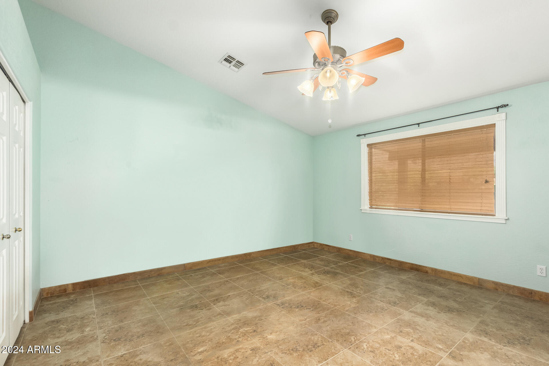 57 North Roadrunner Road Apache Junction, AZ 85119 - Photo 14 of 44 29 - Roadrunner 57