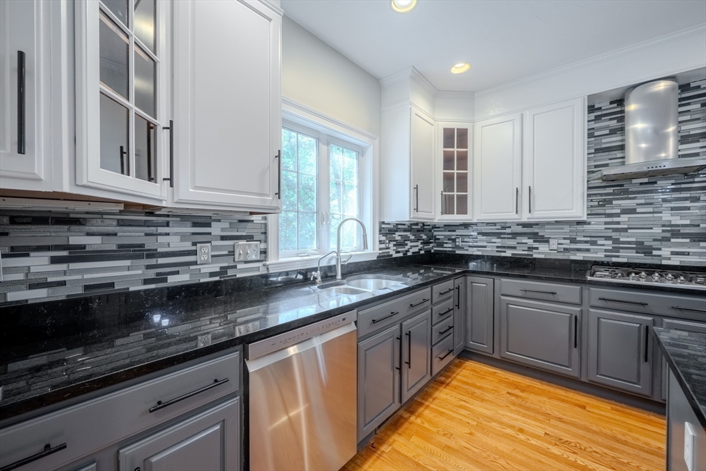 118 Colonial Ridge Drive Boxborough, MA 01719 - Photo 11 of 42