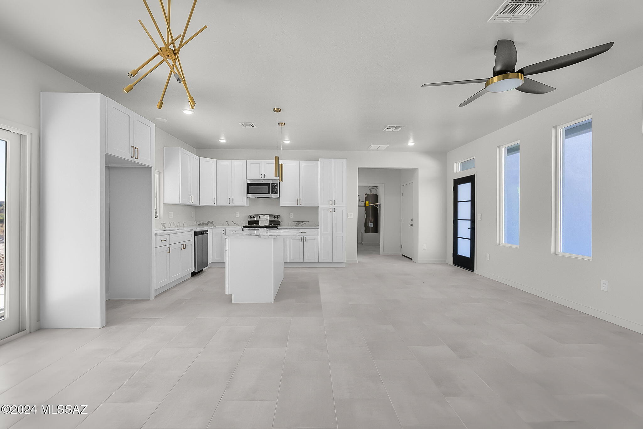 187 Calle Tiburon Rio Rico, AZ 85648 - Photo 9 of 29