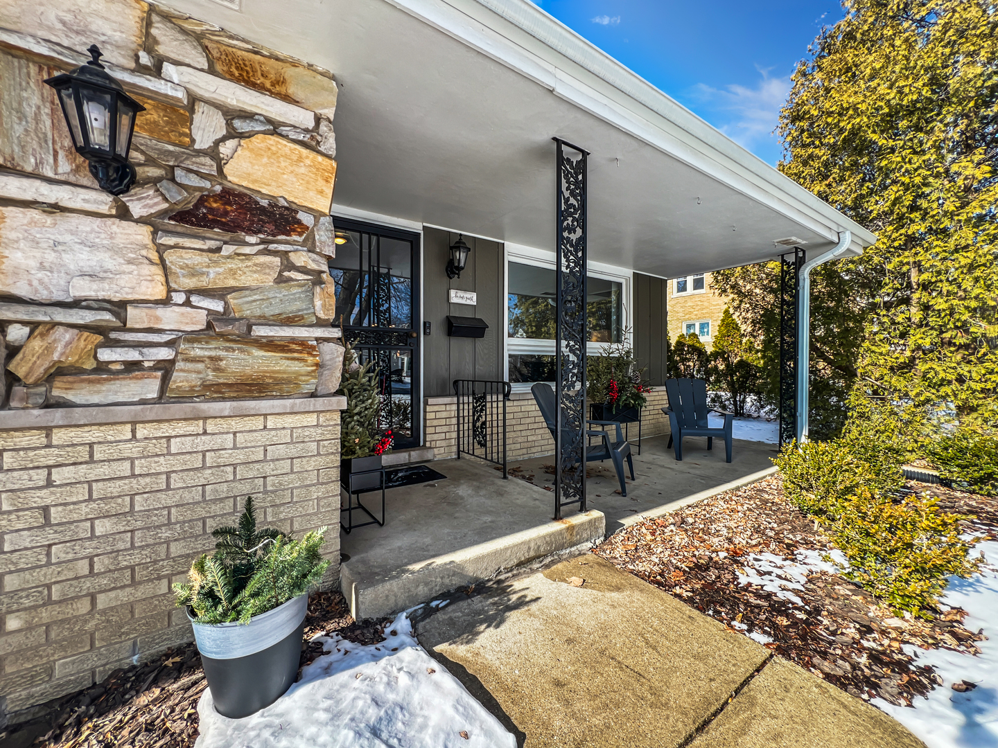 18324 Roy Street Lansing, IL 60438 - Photo 2 of 29