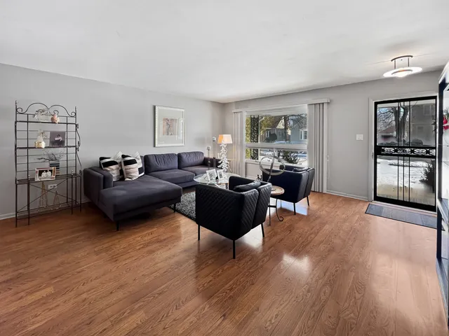 $239,000 | 18324 Roy Street, Lansing, IL 60438