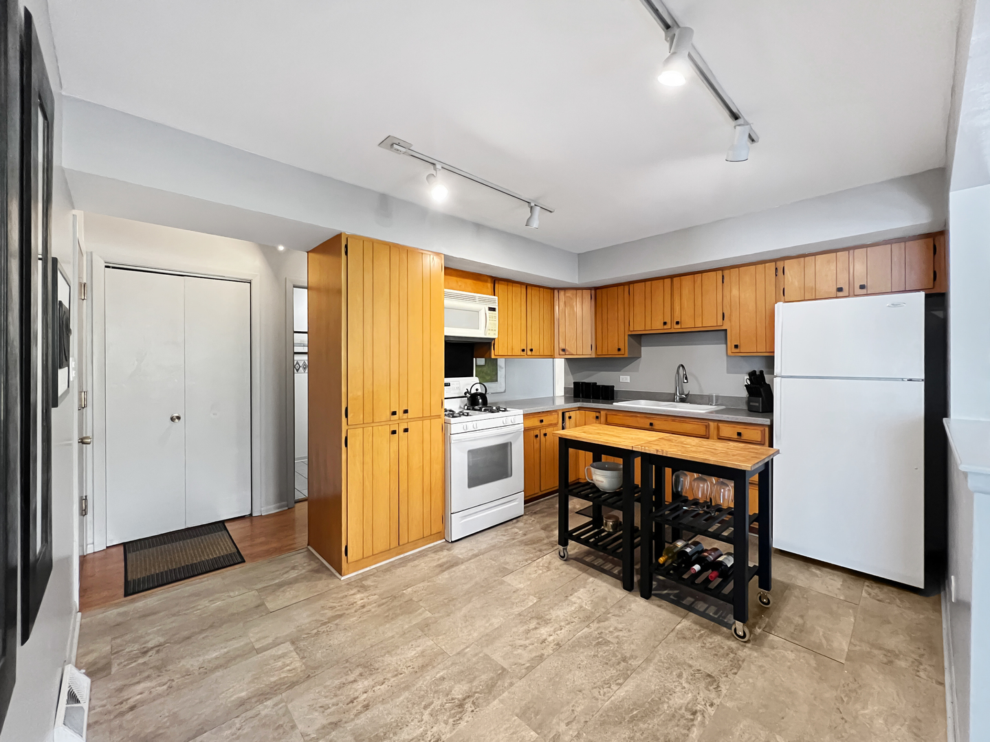 18324 Roy Street Lansing, IL 60438 - Photo 10 of 29