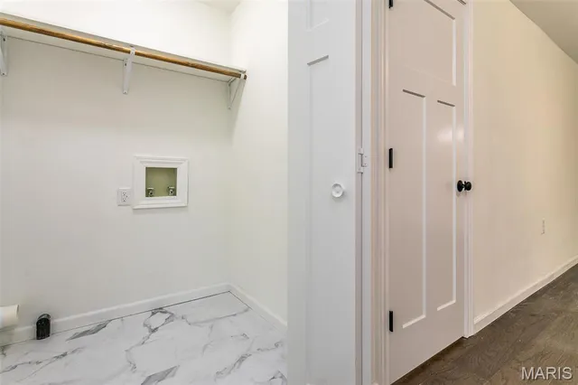 $439,000 | 905 Northdale Drive, Alton, IL 62002