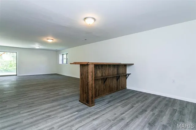 $439,000 | 905 Northdale Drive, Alton, IL 62002