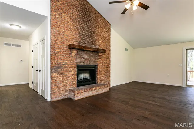 $439,000 | 905 Northdale Drive, Alton, IL 62002