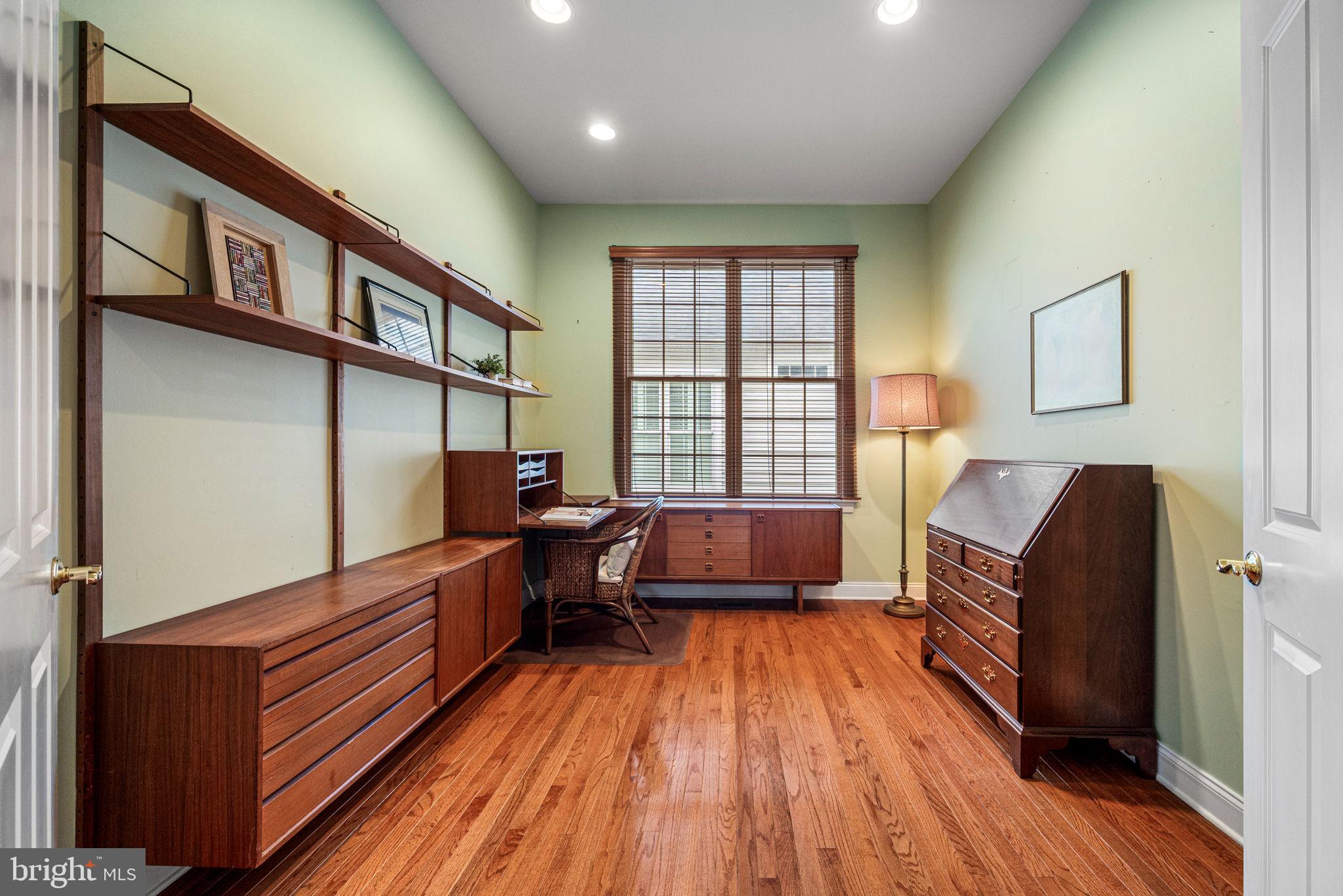 41 Hutton Lane Garnet Valley, PA 19060 - Photo 4 of 37 Office