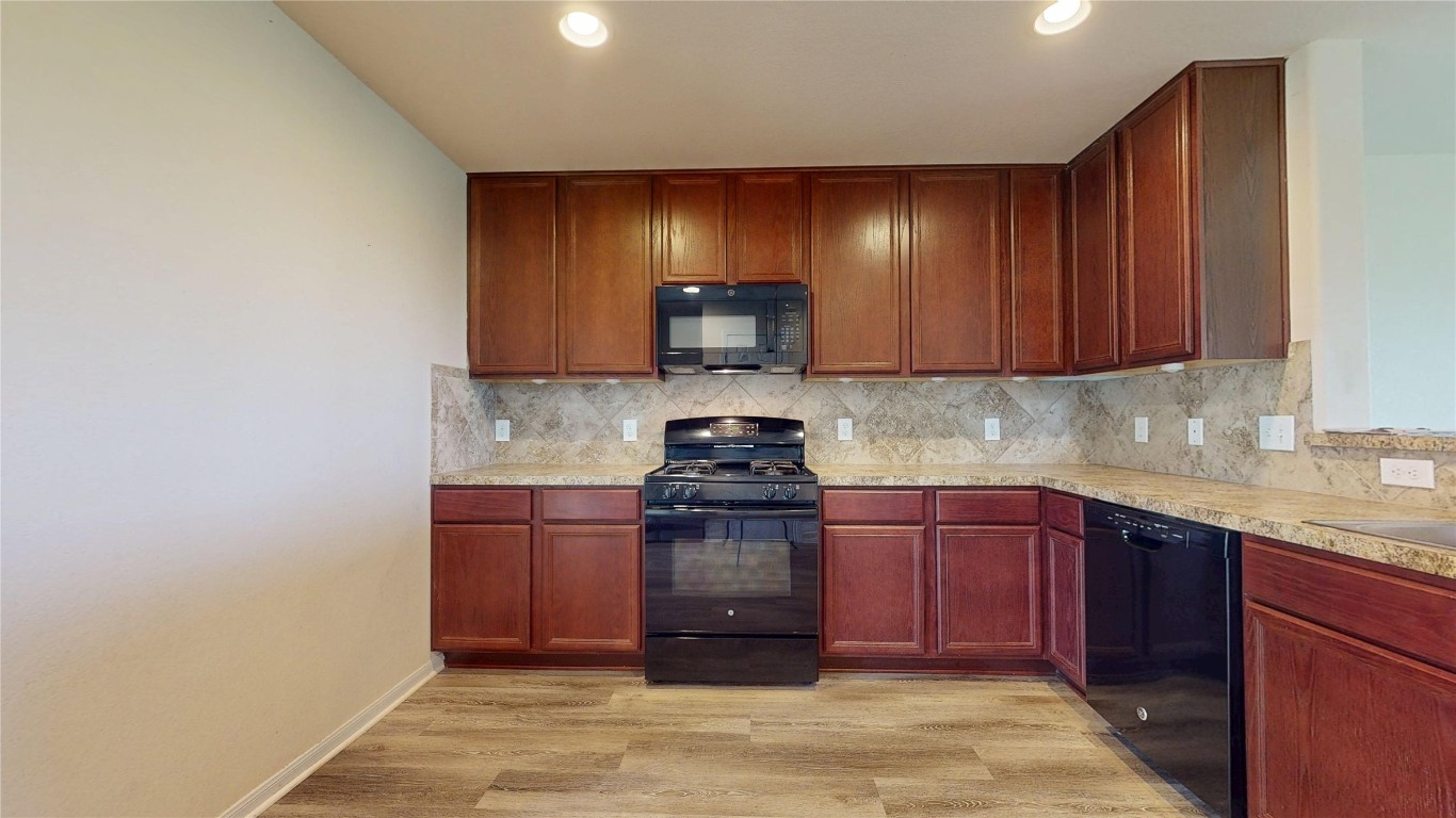 2102 Red Cedar Trail Rosenberg, TX 77471 - Photo 12 of 49