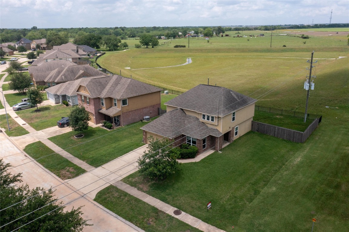 2102 Red Cedar Trail Rosenberg, TX 77471 - Photo 2 of 49
