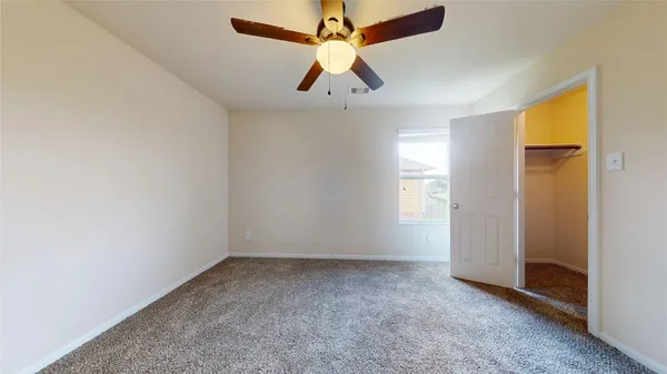 $2,300 | 2102 Red Cedar Trail, Rosenberg, TX 77471