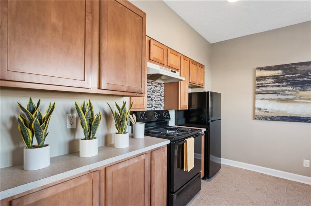 1042 Cameron Street Indianapolis, IN 46203 - Photo 12 of 33