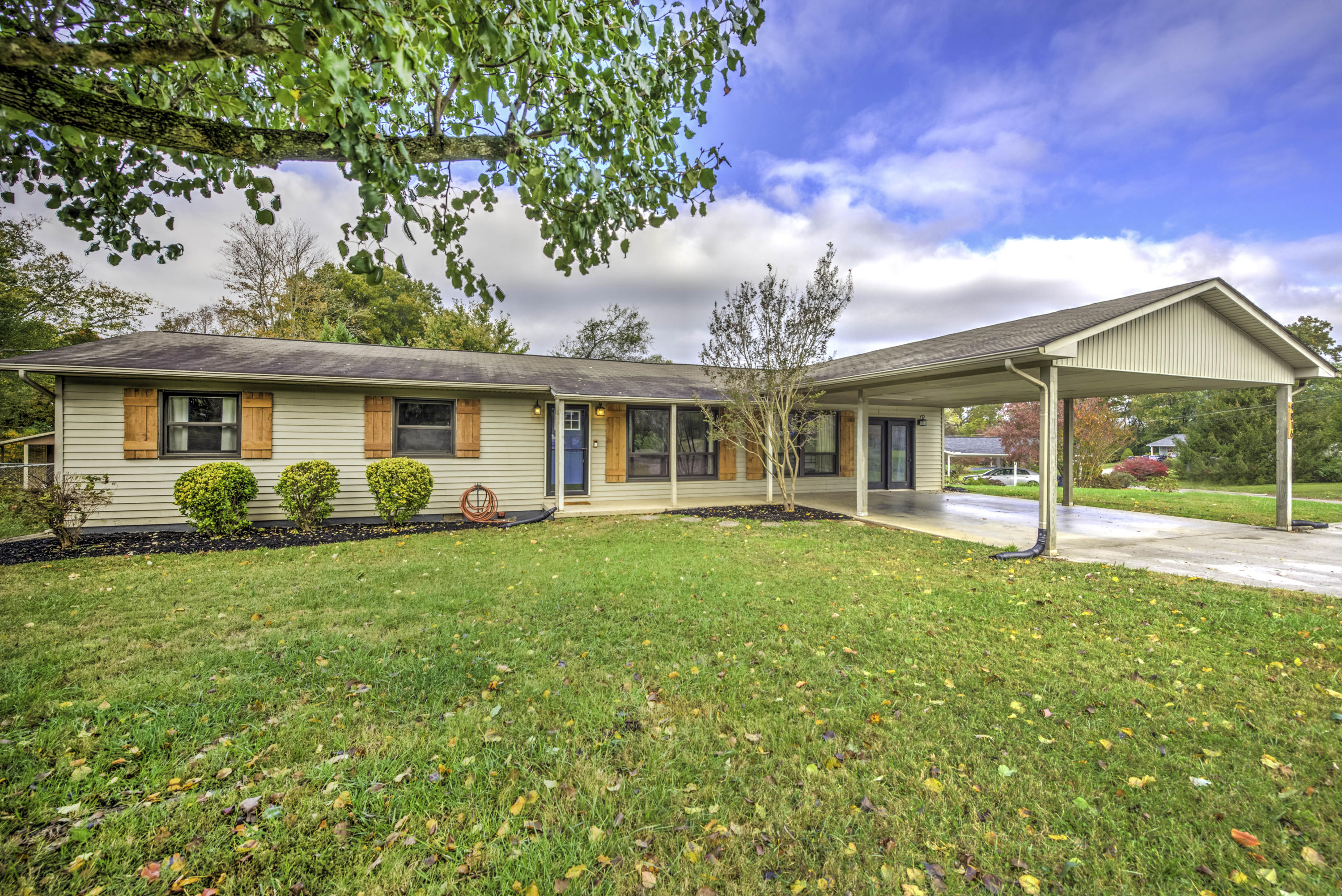 4816 Gettysburg Road Knoxville, TN 37921 - Photo 1 of 34 2