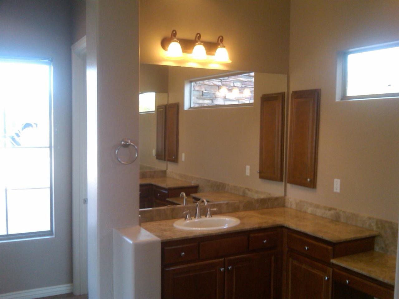 9691 East Vantage Point Road Scottsdale, AZ 85262 - Photo 4 of 9 Bathroom