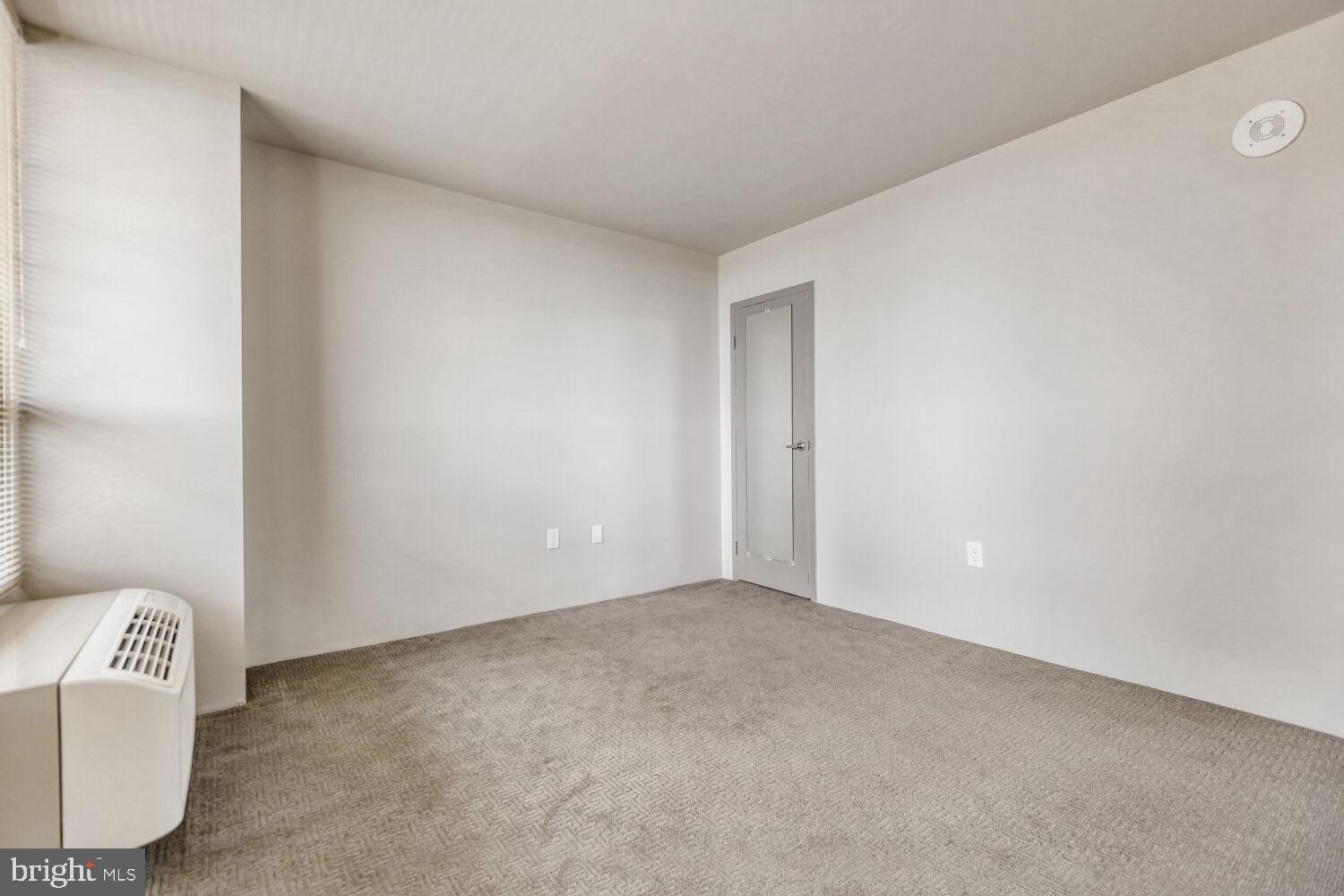 205 East Joppa Road, Unit 408 Baltimore, MD 21286 - Photo 22 of 25 Second bedroom