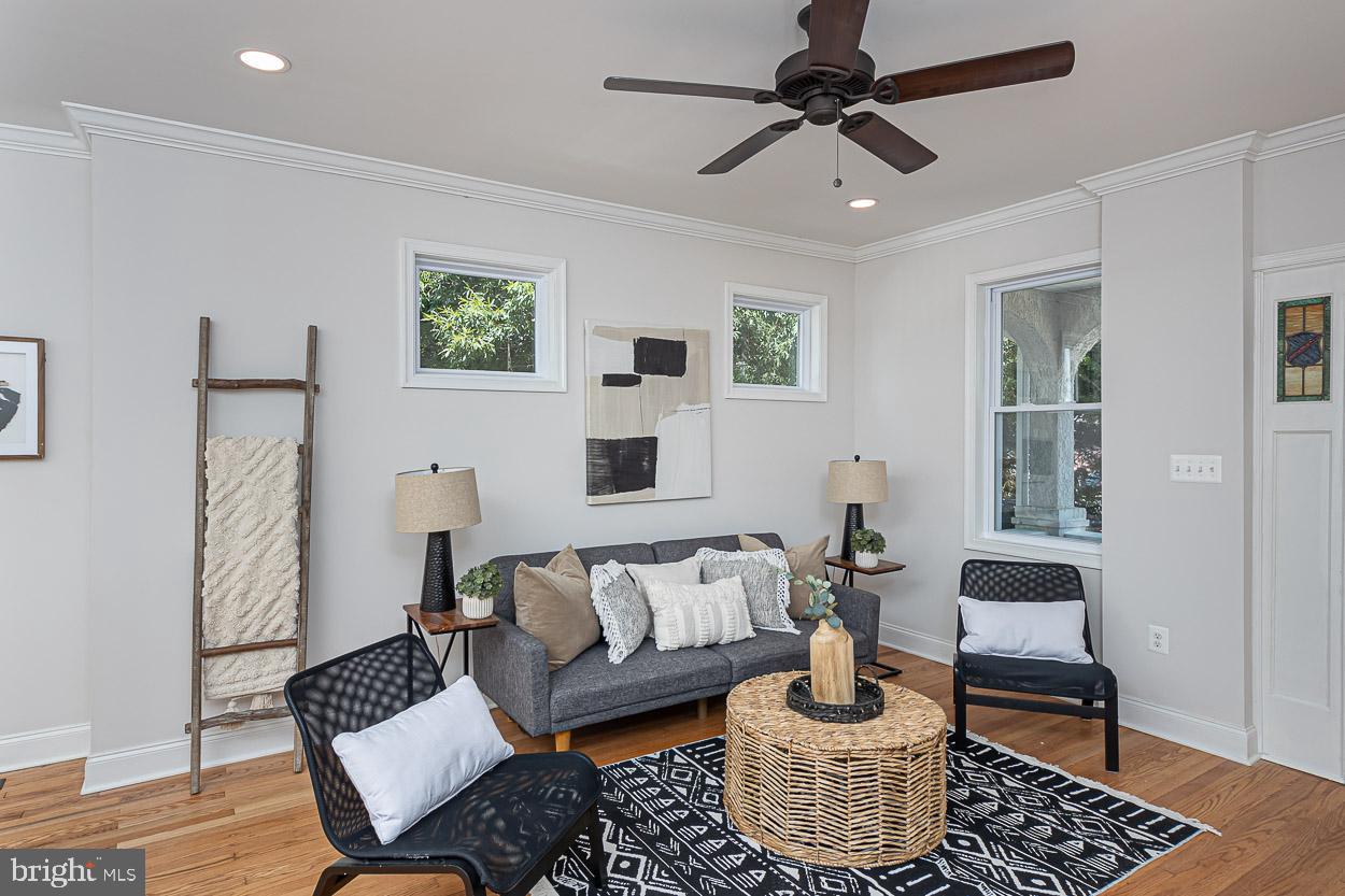 212 Riverside Drive Essex, MD 21221 - Photo 6 of 53 Gallery Image 6