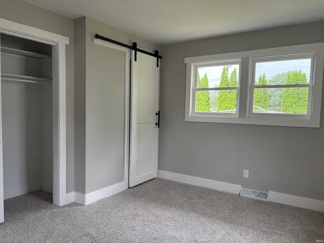 $299,000 | 1403 Lakeview Boulevard, Warsaw, IN 46580