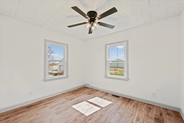 $199,900 | 619 East 11th Street, Gibson City, IL 60936