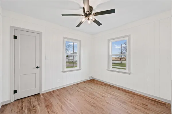 $199,900 | 619 East 11th Street, Gibson City, IL 60936