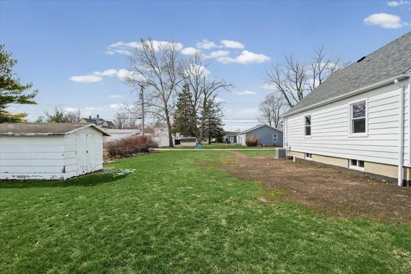 $199,900 | 619 East 11th Street, Gibson City, IL 60936