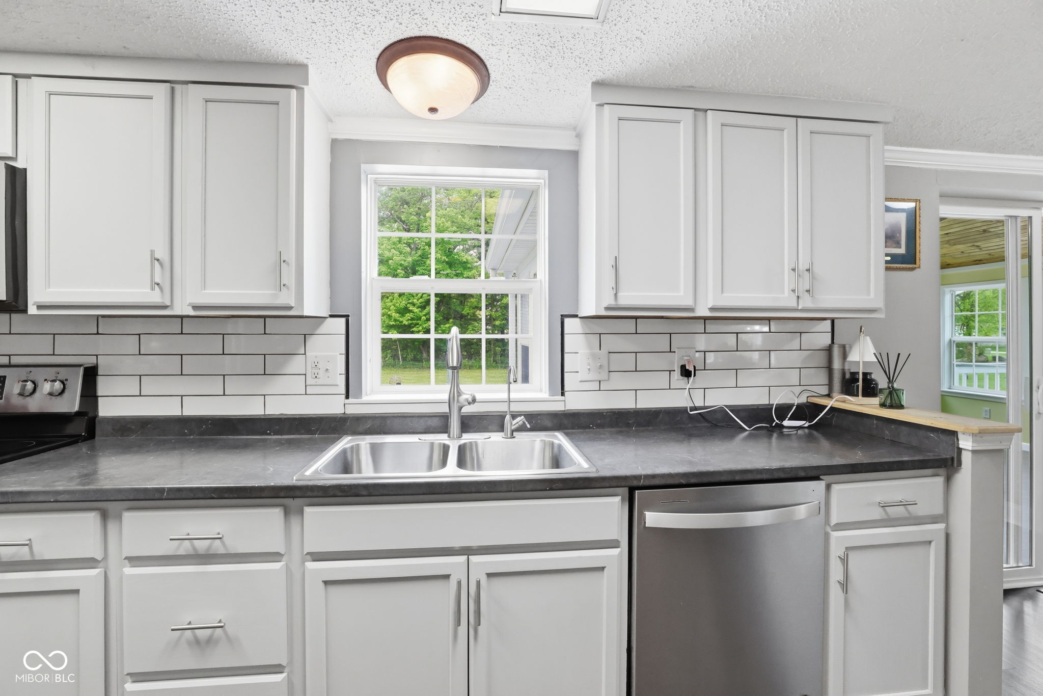 520 West 4th Street Sheridan, IN 46069 - Photo 10 of 52