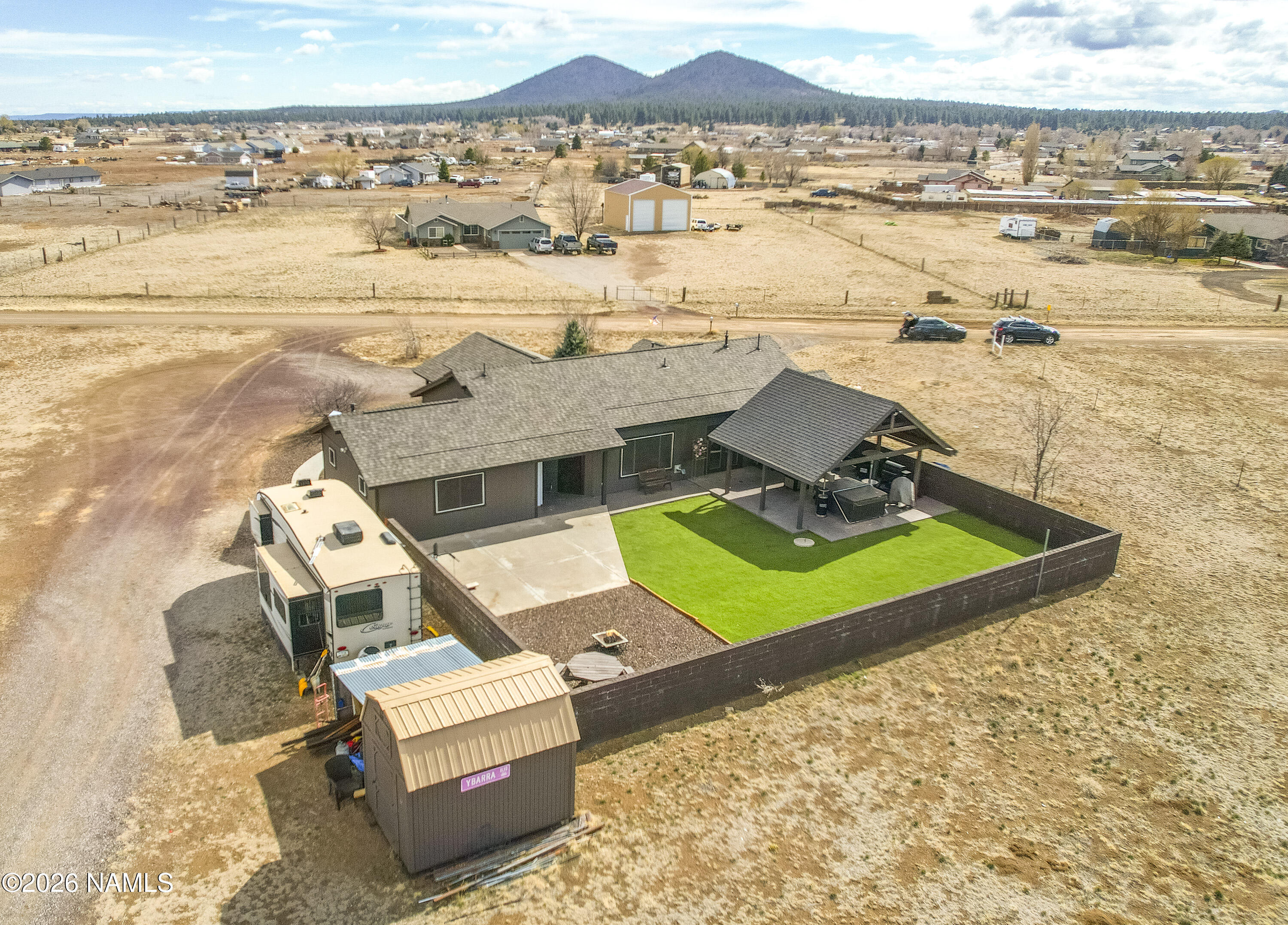7725 Alma Road Flagstaff, AZ 86004 - Photo 31 of 38 Welcome Home!