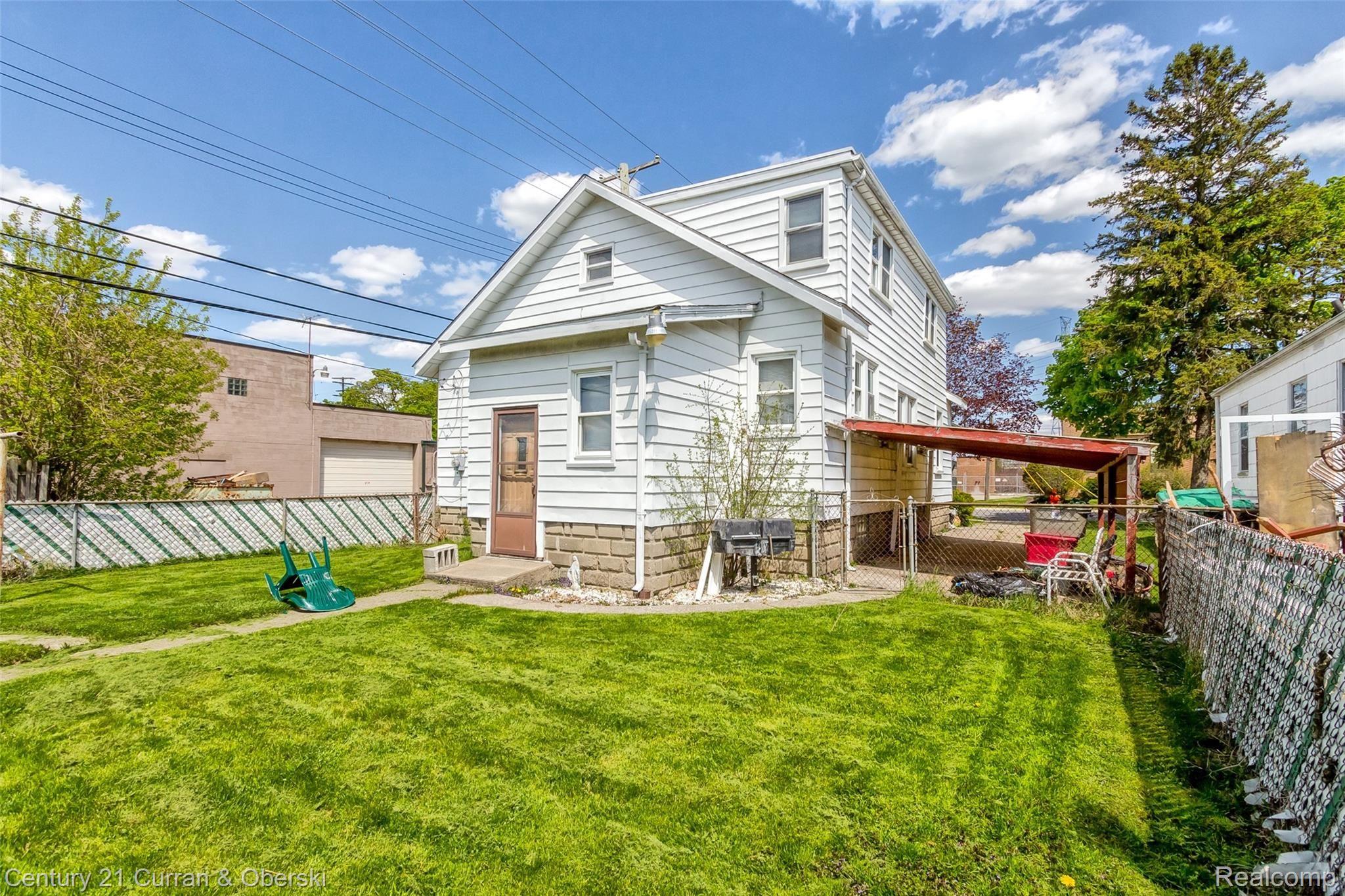 2830 William R Street Trenton, MI 48183 - Photo 28 of 29 34.jpg