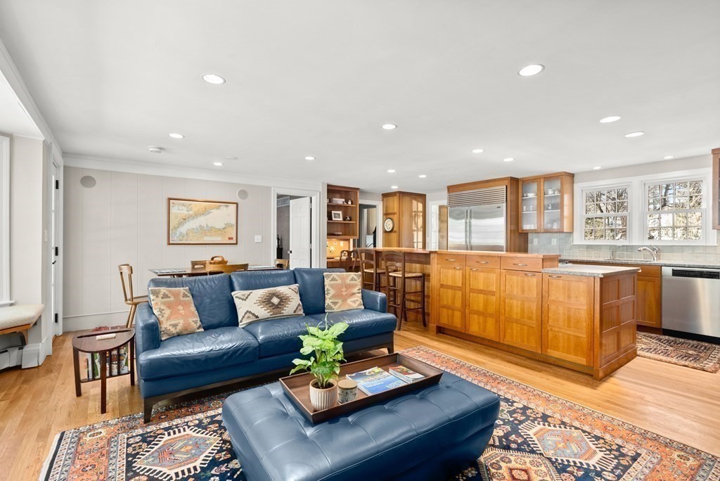 109 Deer Path Lane Weston, MA 02493 - Photo 16 of 41